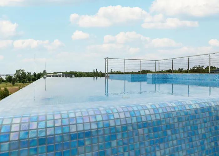 Sea&lake Elegant With Parking & Terrace By Renters Апартаменты