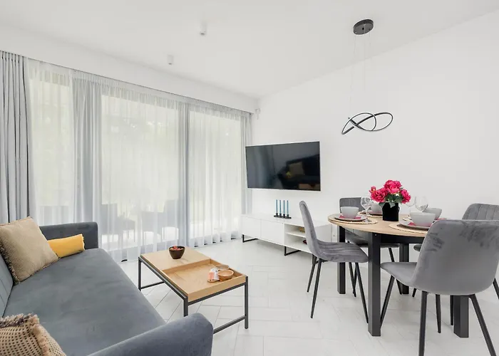 Sea&lake Elegant With Parking & Terrace By Renters Апартаменты *