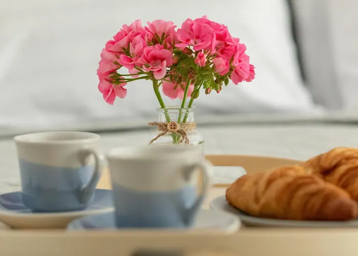 Апартаменты Sea&lake Elegant With Parking & Terrace By Renters *