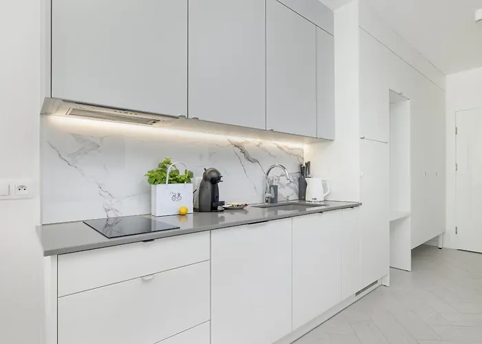 Апартаменты Sea&lake Elegant With Parking & Terrace By Renters *